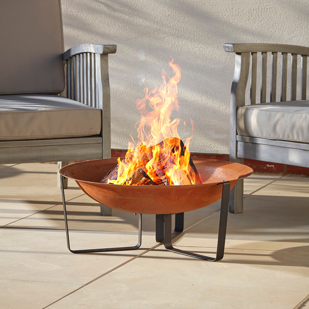Wakehurst Helston Fire Pit Steel Outdoor Fireplace – Gardenesque