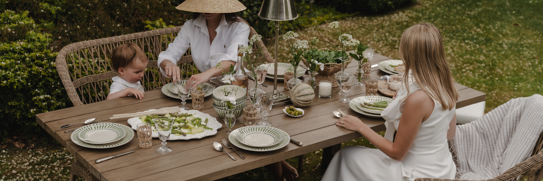 Casual Dining Sets