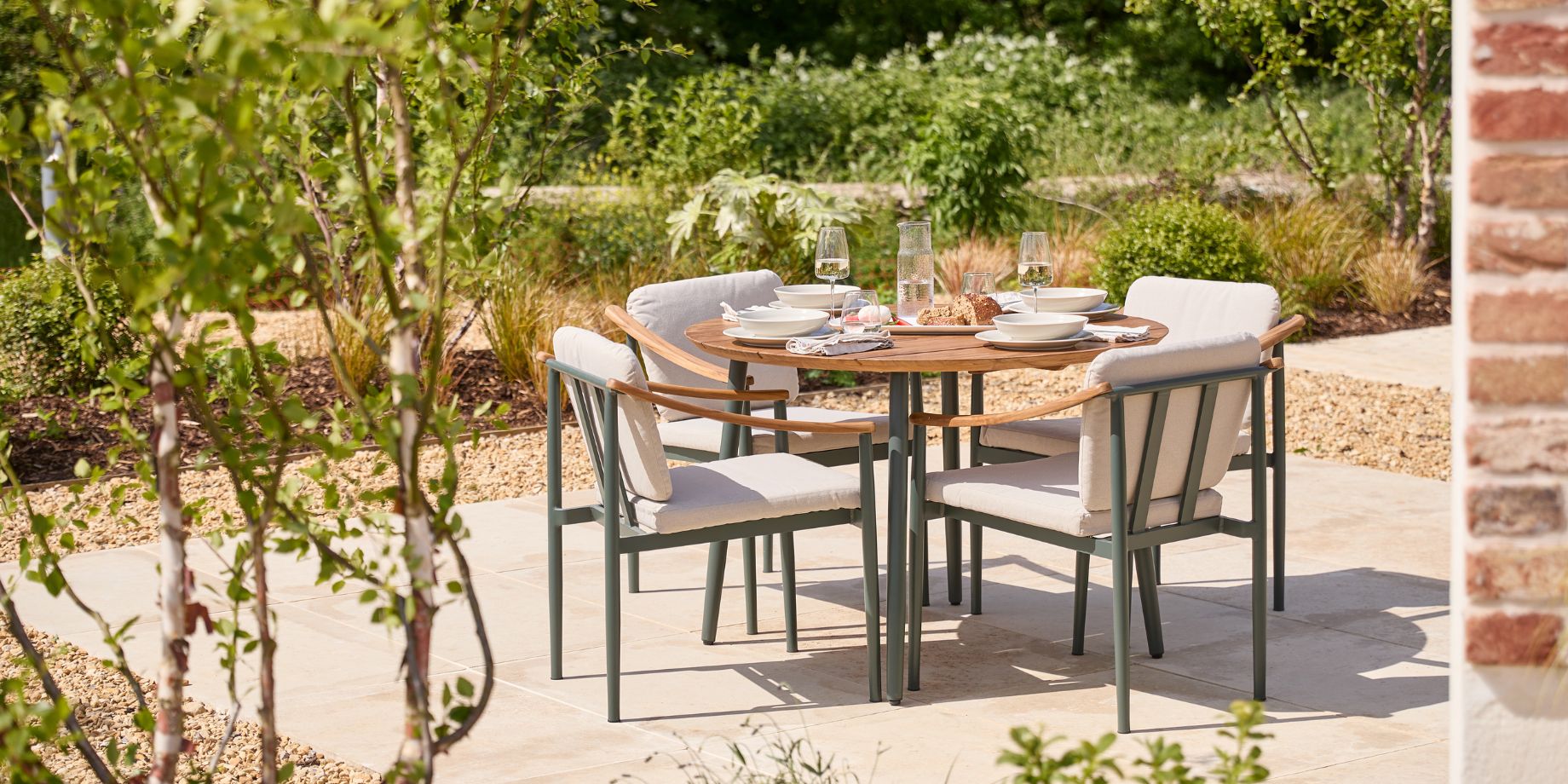 Up to 40% Off Garden Furniture at Gardenesque