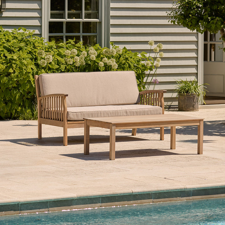 Repton Classic | Sofa and Table