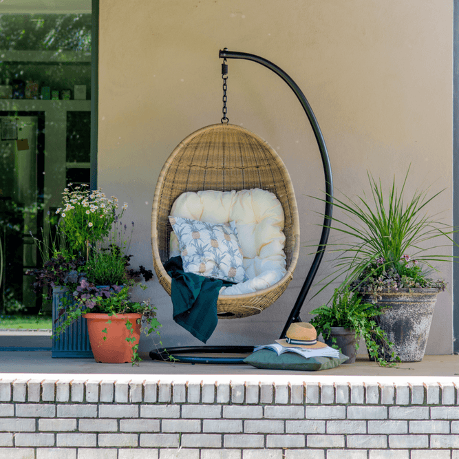 Paxton Swinging Egg Chair with Cream Cushion - Gardenesque