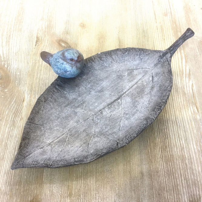 Leaf Bird Feeder Dish with Perched Bird