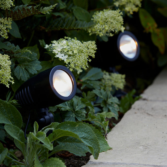 set of 2 solar powered spotlights