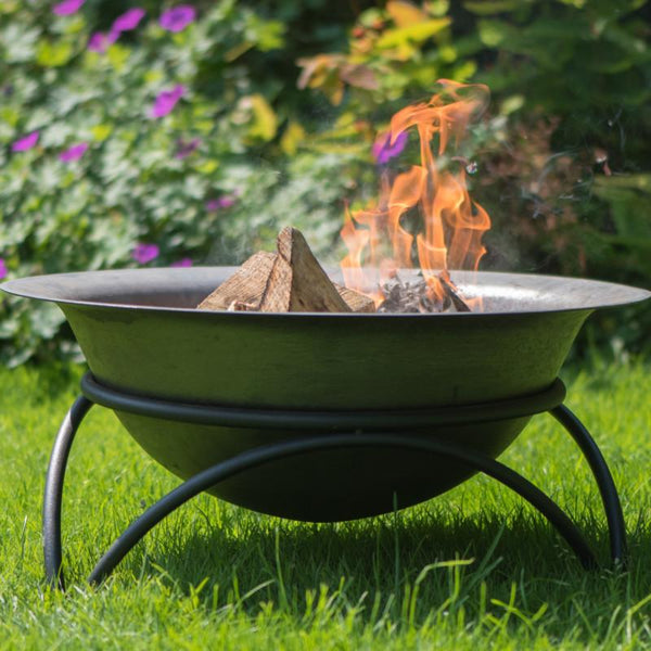Hoole Tintagel Steel Fire Pit with Stand - Gardenesque