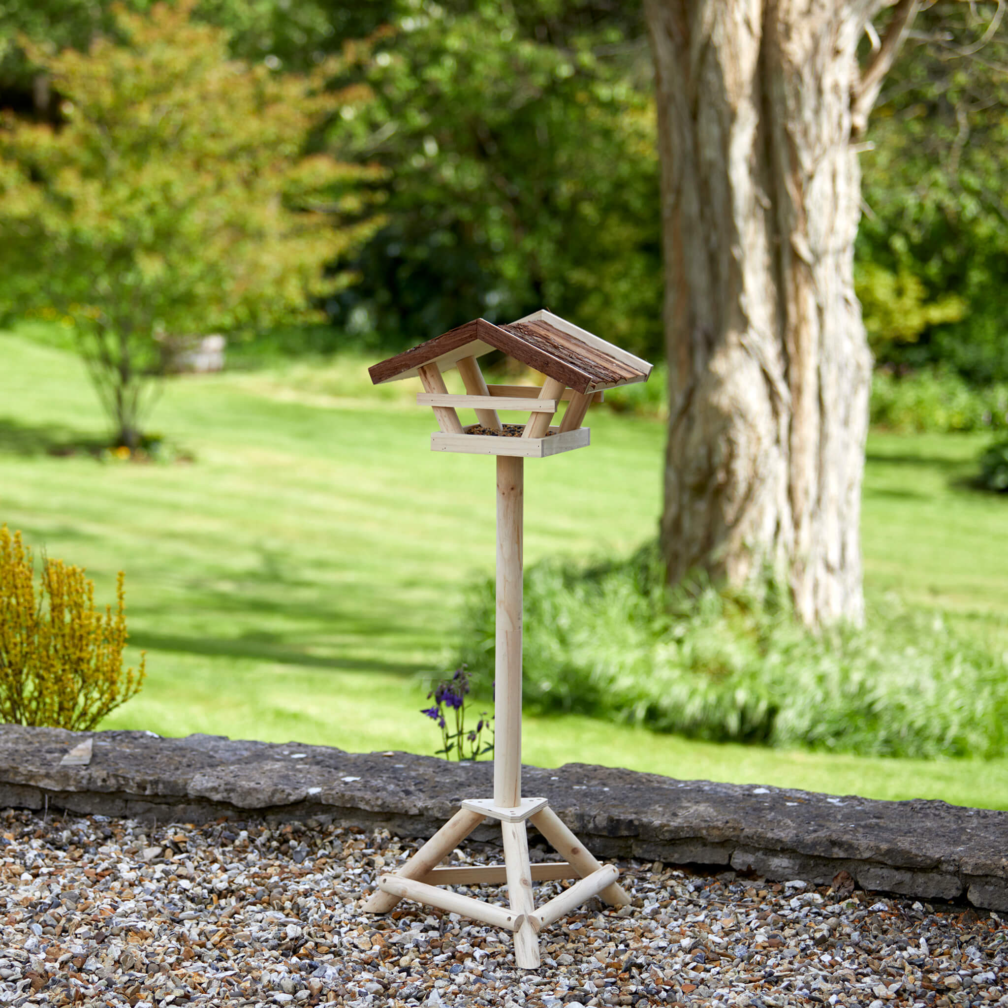 Natural Wooden Standing Bird Feeder Gardenesque
