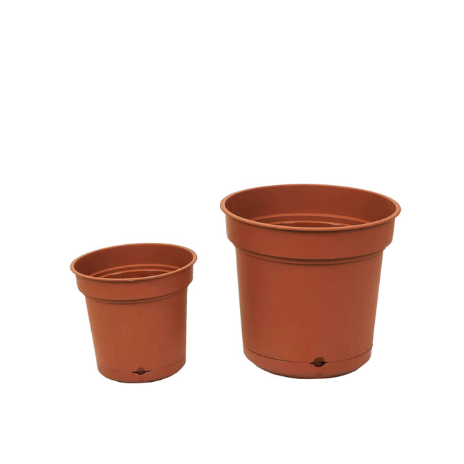 plastic terracotta plant pots