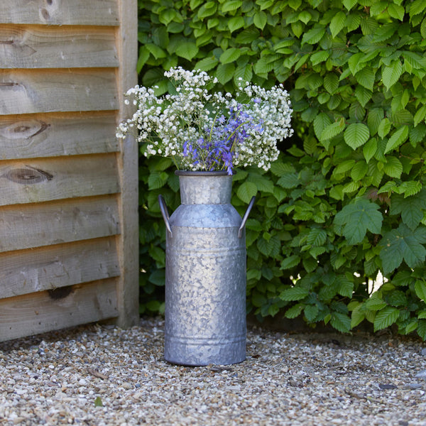 Ellham Metal Vintage Style Milk Churn Planter at Gardenesque